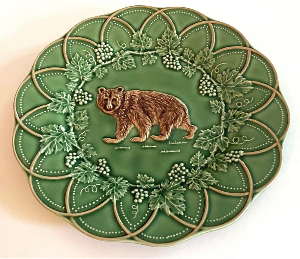 Woods Hunting Salad/Dessert Plate (Bear Motif) by Bordallo Pinheiro